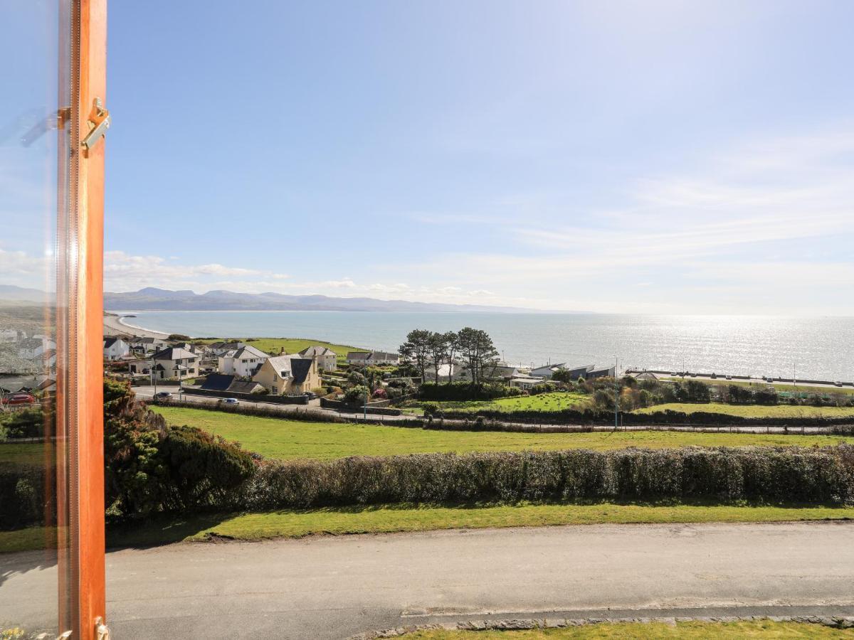 Bryn Deryn Villa Criccieth Exterior photo