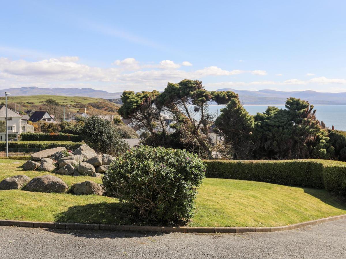 Bryn Deryn Villa Criccieth Exterior photo